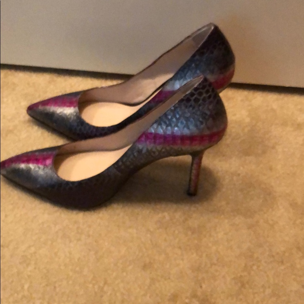 Vince camuto pumps - Picture 2 of 3